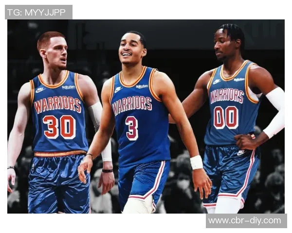 老将霍福德因右腿筋拉伤缺席第四节将进入每日观察状态