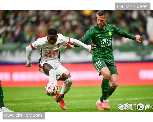 成都蓉城奥地利籍守门员教练汉斯正式加盟北京国安引发球迷热议